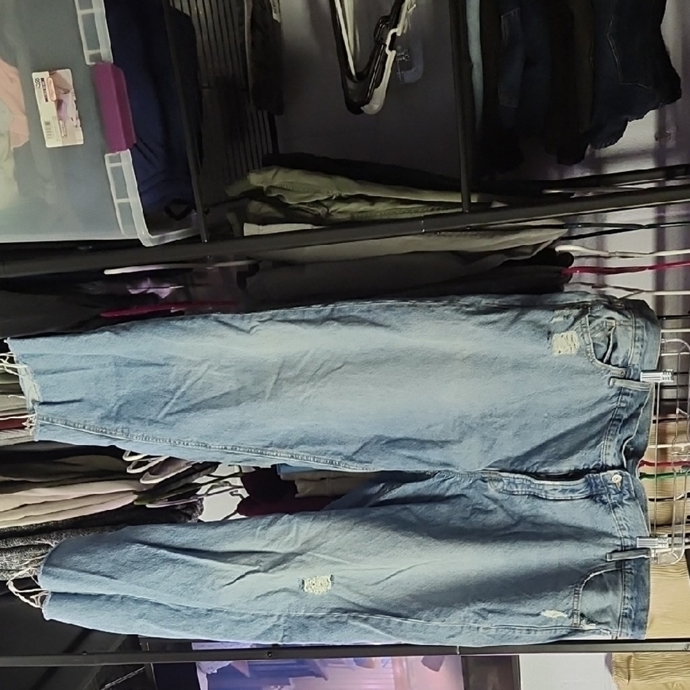 Old Navy  Light Blue Relaxed Jeans
